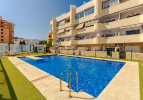 7min walk to Fuengirola beach, restaurants, padel and train station